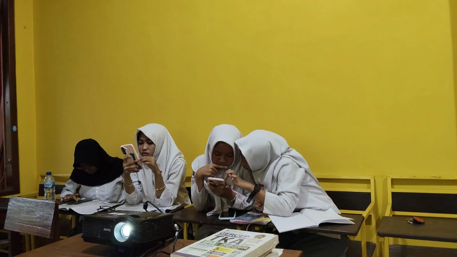 Eksperimen dan Diskusi